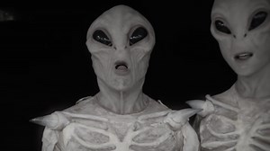 This alien invasion made grown adults panic - in 20 minutes
