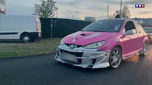 Ils partagent l'art de personnaliser leur voiture, de l'esthétique de la carrosserie à l'amélioration du moteur : rencontre avec des passionnés de tuning, dans le 20H. | TF1 INFO