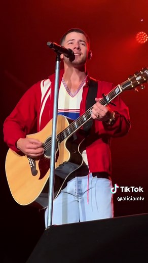 aliciamlv on TikTok