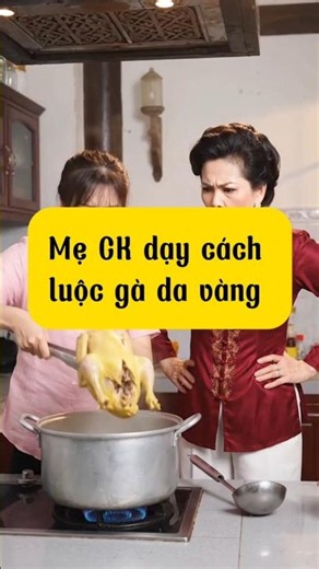 Mother-in-law shares how to poach the perfect yellow chicken #motherinlaw #family