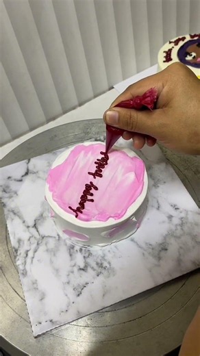 Satisfying Korean-Style Cake Decorating 🎂 #cakedecorating #shorts