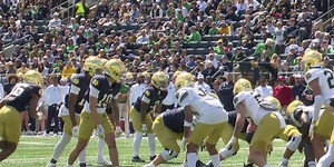 Blue defeats Gold 76-31 in new-look 2025 Blue-Gold Game