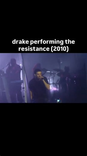 DRAKEPLUG on Instagram: "drake performing the resistance (2010) #fyp #drake #drizzy #concert"
