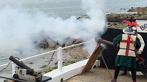 Hundreds flocked to Ventnor today to see the gun battle between the replica Galleon Santa Maria in the bay and troops at the Spyglass Inn | Isle of Wight News from On The Wight