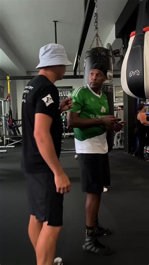 POV: You’re a boxer… is it a fist pump or a handshake? 😂🥊🥊 #fortitudeboxing #boxing #boxinglife #fistpump #brisbaneboxinggym