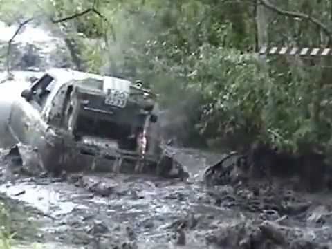 Jeeps 4 x 4 en Accion en el Lodo