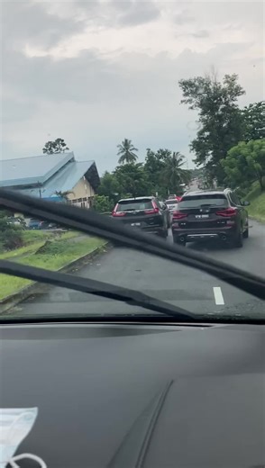 324K views · 1.9K reactions | Kenapa ada manusia merasakan dia boleh menyusahkan manusia lain? Bincangkan ( 8 markah ) | ibangi.my : Bandar Baru Bangi, Nasional & Global | Facebook