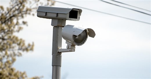 Gov. Hochul signs legislation extending, expanding red light camera program