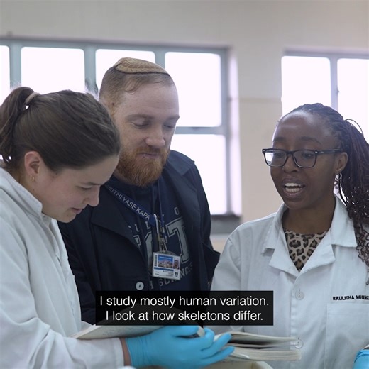 [VIDEO] Advance the frontiers of health sciences with a postgraduate degree at UCT. With a faculty recognised globally for its excellence, students are equipped to contribute to healthcare, research and innovation at the highest level. The closing date for most postgraduate programmes in the Faculty of Health Sciences is 30 September 2025. View the various closing dates for specific programmes in the different faculties: https://qr.link/v0kwXA Watch the full video: https://qr.codes/TwbzEc Apply 