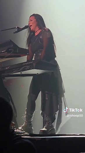 Evanescence: Call Me When You're Sober Live @ Hoghavoc 2025