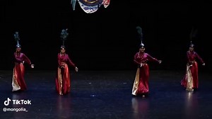 Explore Traditional Mongolian Dance Culture