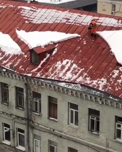 Daily Safety Fails🤯This is Why You Wear Fall Protection🤯- PLEASE Stay Safe Today