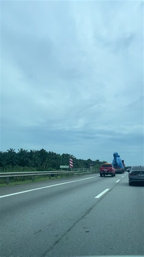 Parcel sapa otw dh nih? Cara kirim paket cepat pakai drone