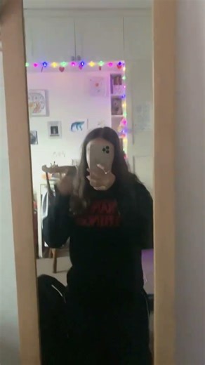 Love a good book ❤️❤️❤️ #books #booktok #viral #happy