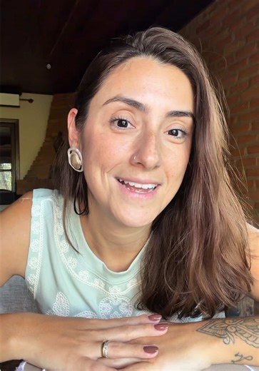 Bora comemorar cmg?! Os 700k não sou eu, somos NÓS. E pra que esse momento fique marcado, quero levar 5 de vocês na Fortes Pizzaria 🍕 Mande sua história até dia 04/05, que vou escolher as que mais me identificar. Sairemos na quinta dia 07/05 à noite! Ansiosa com cada história e pra conhecer um pouco mais você vocês! Obrigada por transformarem um sonho em propósito de vida ♥️