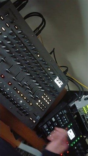 TR1000 Techno Session #producer #electronicmusic #techno