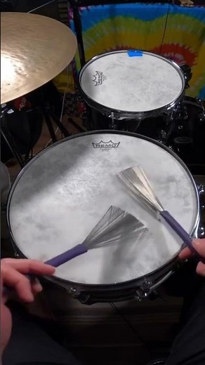 How to swing brushes #jazzdrumming #jazzdrums #jazzdrum #drumlessons