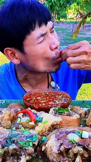 Ultimate Oxtail Soup with Spicy Bitter Jaew Dip 🔥🐂 | Authentic Thai Isan Mukbang