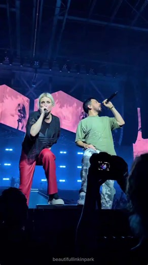 Linkin Park -Arnhem the Netherlands, was the best night of my life 2025 🤘🏻 This june I will gonna see them in Madrid and Munich 🎸 🎥 beautifullinkinpark insta #linkinpark #arnhem #emilyarmstrong #mikeshinoda