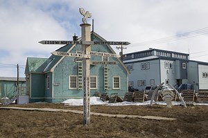 Barrow Travel Guide - Expert Picks for your Vacation