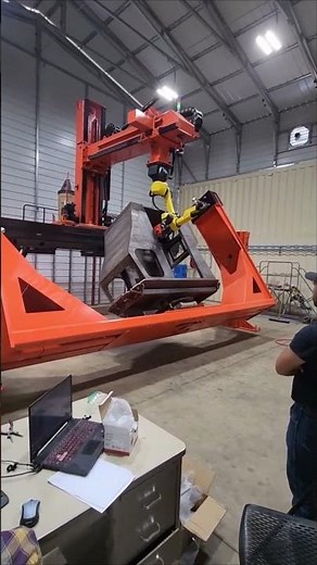This H-Type Positioner Looks Like a Beast! #welding #robot #tech