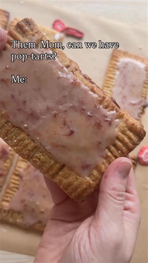 Comment “TOASTER PASTRY” to grab the free recipe! From-scratch cooking isn’t about perfection — it’s about possibility. When you start making your family’s favorites at home, everything changes. Your grocery bill shrinks. Your ingredient list shortens. Your kitchen starts to feel like the heart of your home again. These homemade strawberry “Pop-Tarts” are proof that nourishing your family doesn’t have to mean giving up the fun stuff — it just means you get to make it better ❤️ Homemade is life-c
