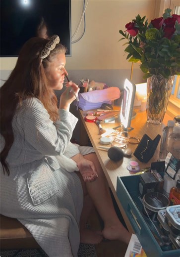 Getting ready for a Night at SNCTM with @WIFEY #valentinesday