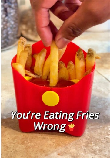 You’ve been eating fries ALL wrong 🍟 This mini fry stand with a sauce holder is the upgrade I didn’t know I needed. Party-approved. Dip-friendly. Totally worth it. #linkinbio https://tr.ee/Kgf2K9 #amazonfinds #hacks #frenchfries #KitchenGadget #easymeal