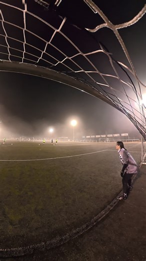 ⚽ Training Session 1 – Some Highlights with to many goals 🧤⚽️ #GoalkeeperTraining #GoalkeeperLife #FootballTraining #KeeperWork #TrainingSession