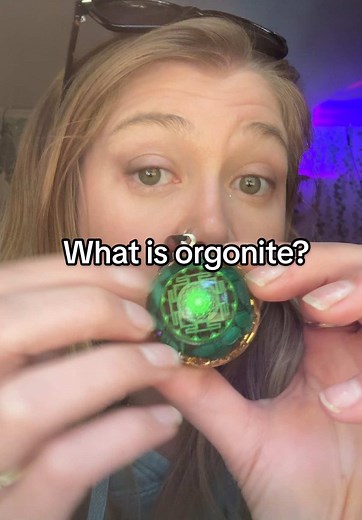 Malachite Orgonite Pendant: Your Energy Transformer