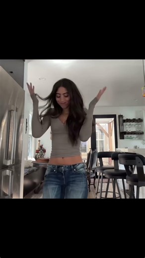 We shall now invite @skyler_aboujaoude !! Part 19 of making edits of small ytbers #pinnedtweet #weep