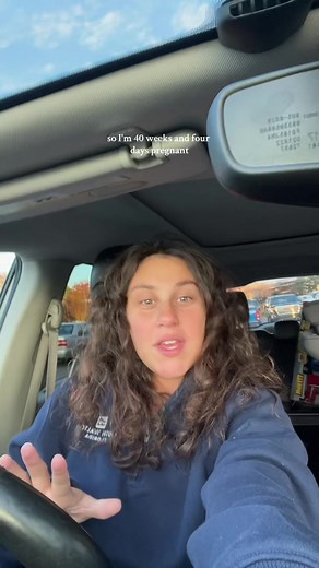 40 weeks and 4 days pregnant- hanging in there #thirdtrimester #pregnanttok #40weekspregnant #40weeks #40weeks4days #pastdue #overdue #overduebaby