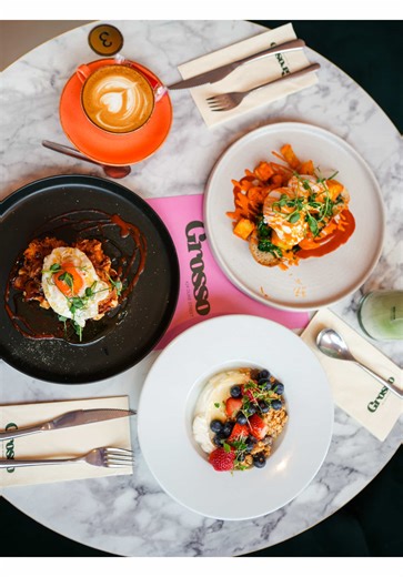 Brunch Team at Grosse Glasgow - Open Now!