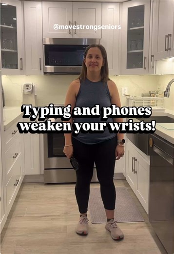 Typing and phones are weakening your wrists more than you think! Most of us spend hours in the same position… palms down, barely moving. Over time, that leads to stiffness, weakness, and even pain when doing simple things like opening jars, carrying groceries, or pushing up from a chair. 👉🏼 Try this: With your arm straight, rotate your forearm so your palm faces up (supination) and then down (pronation). Move slow and controlled. This motion is HUGE for grip strength and overall wrist health, 