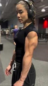 Jaw-dropping Muscles of Ruby Rivera