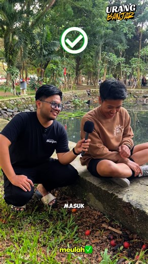 URANG BANJAR | WADAH SAGAN BARAMIAN. on Instagram: "BAGIAN 18 | TEBAK BAHASA BANJAR ⁣"UY SANAK ULUN TAHULAH BUHAN PIAN BAHASA BANJAR NANG PAMULAAN NYA HURUF M" (Banjar = Indonesia) Maulah = Meulah Samalah di wadah babuhan pian?🤔 Amun buhan pian tahu silahkan komen di ⬇️⬇️⬇️ SANAK LAH.. Referensi Konten : https://repositori.kemdikbud.go.id/2888/1/Kamus Banjar - Indonesia - 189h.pdf https://id.wiktionary.org/wiki/Lampiran:Daftar_Swadesh_bahasa_Banjar Note: bila terjadi perbedaan huruf/bunyi/makna