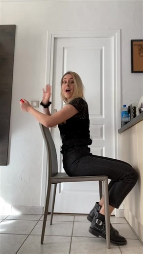 Je ne me suis pas levée du bon pied 🤷🏼‍♀️ Merci pour les 240K 🥰 Vous me suivez depuis longtemps ? #magic #france #viral #featureme