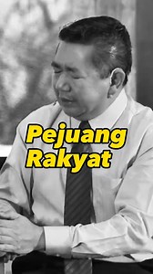 Ramai orang tag & repost juga send kepada saya video ini... . Ia betul ini adalah salah satu program sewaktu saya menjadi Emcee untuk majlis Hala Tuju Kementerian Pertanian dan Industri Asas Tani yang disempurnakan oleh Allahyarham yang berhormat Datuk Seri Salahuddin bin Ayub. . Momen ini amat menyedihkan dan menyayat hati. Al-Fatihah (dibaca) buat Allahyarham 🤲🏼🤧 | Rizal Rashid
