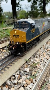 Csx passes defect detector #csx #railwaycontent #locomotive #lionel #trains #unionpacific