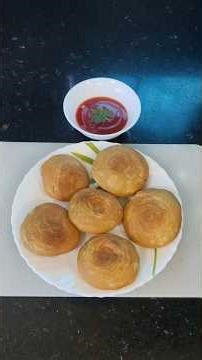हरे मटर से बनायें बहुत ही स्वादिष्ट खस्ता लेयर वाली कचोरी | Layers Wali Matar Ki Kachori Recipe