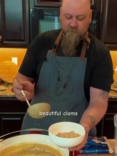 A Quick Look at Chef Dad’s New England Clam Chowder: Alaska-Style Clam Chowder! Join Chef Dad for a quick look at his delicious Alaska-Style Clam Chowder! This comforting dish is packed with fresh flavors and is perfect for any seafood lover. In this brief video, you’ll see: The key ingredients that make this chowder special, including fresh clams and local seasonings. A glimpse of the cooking process, showcasing how to create a rich and creamy base. Chef Dad’s tips for achieving the perfect tex