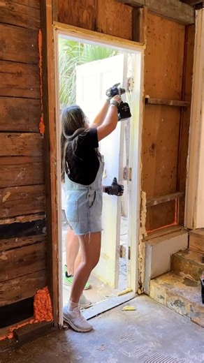 Feeling the chill? Use these simple tricks to make sure your HVAC system is running at peak efficiency this winter to keep your home cozy and your energy bills low. For additional information, please visit americanstandardair.com (link in bio) or contact your local American Standard dealer. @americanstandard_hvac #Ad #AmericanStandard #HVAC #DIYHome #ACMaintenance | John Dolechek