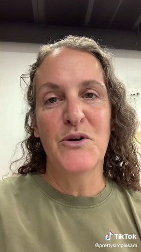 Reply to @chkoutmabeautiousbby I hope this helps! I love my old machine, but it can be tricky sometimes. #sewingmachinetips #sewing #sewingmachines #vintagesewingmachine #vintagesewingmachines