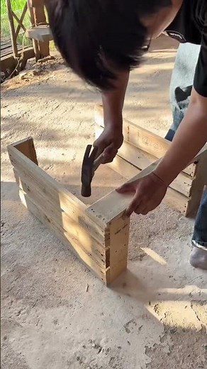 Easy 10-minute DIY wooden stool build! 👇 #woodworking #diy #palletwood