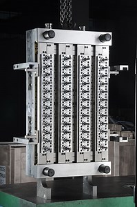 [Hot Item] High Precision Pet Preform Mold for Oil Preform Hot Runner Needle Valve Gate