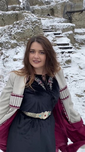 #სიმღერები #ქართულისიმღერა #грузинскиепесни #ქართულიტიკოტკი #georgian #georgiangirl #gürcistan #ფორიუ #georgiansong #ფანდური