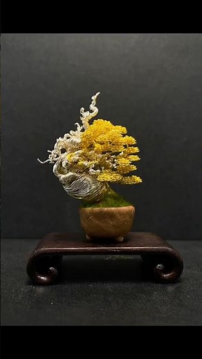 How to transform a lifeless piece of wire into an artistic copper wire bonsai tree. #diy #wireart
