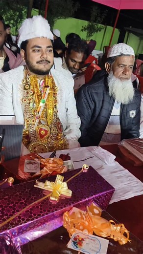 Intakhab Anwer Rahi on Instagram: "मुंतजिर लड्डू मामू का निकाह मेहरे फातमी तय हुआ कुरआन मजीद भी दिया उनको ❣️"