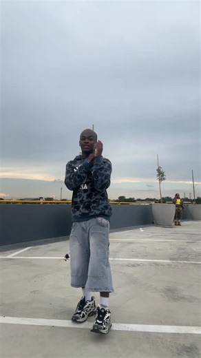 CREATIVESHOTS on Instagram: "FLEX UP!"