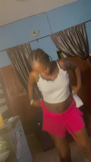 Crazyfuntime2 (@crazyfuntime2)’s videos with original sound - MR 💫KISS